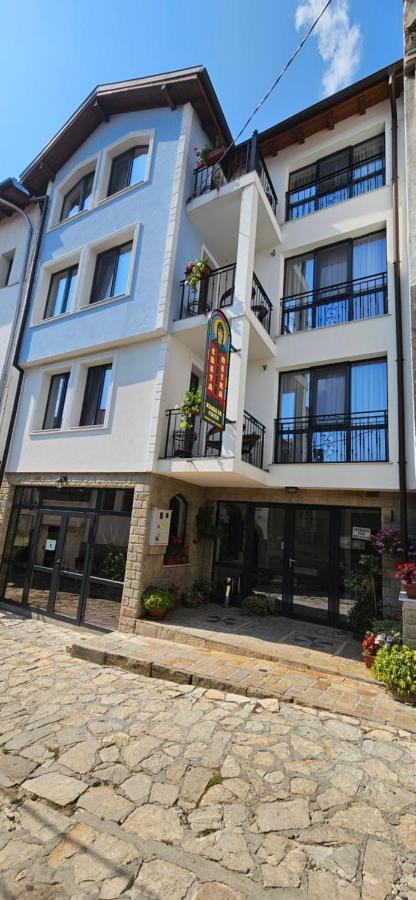 Guest House Saint Petka Veliko Tarnovo Extérieur photo