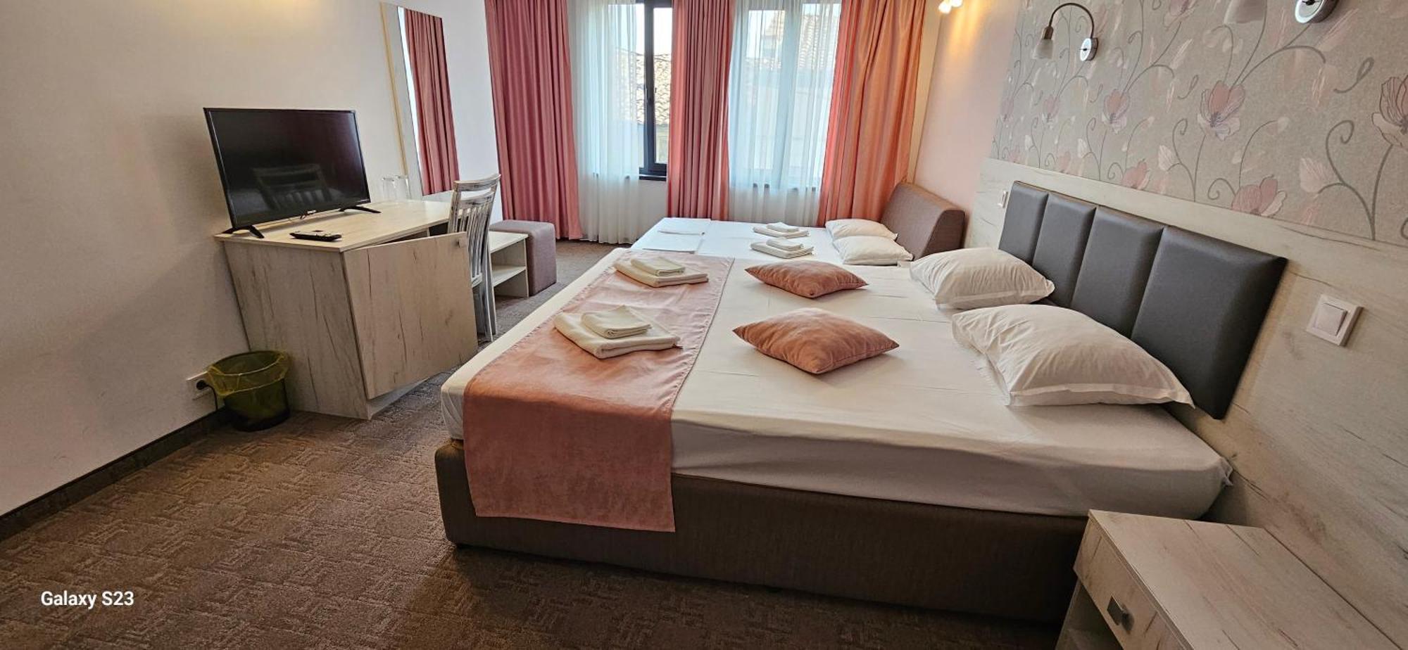 Guest House Saint Petka Veliko Tarnovo Chambre photo